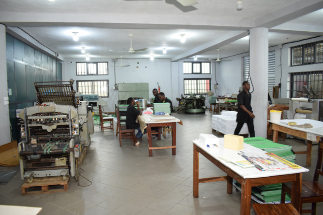 147229 610924ae73e4b Galerie9 Imprimerie Gutemberg Benin 4